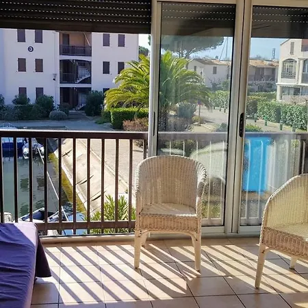 Appartement-marina Climatise 4 Couchages Avec Piscine * Saint-Cyprien (Pyrenees-Orientales)