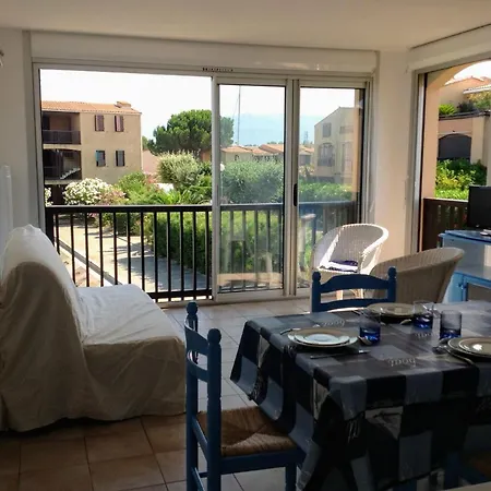 Appartement-marina Climatise 4 Couchages Avec Piscine *