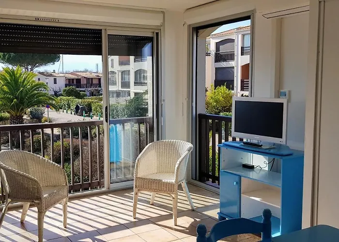 Appartement-marina Climatise 4 Couchages Avec Piscine 아파트